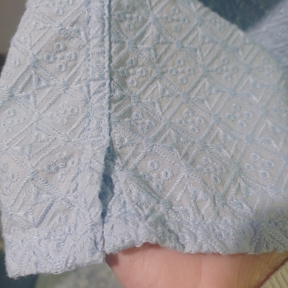 Old Navy Textured Ice Blue Casual Shirt - Picture 5 of 6